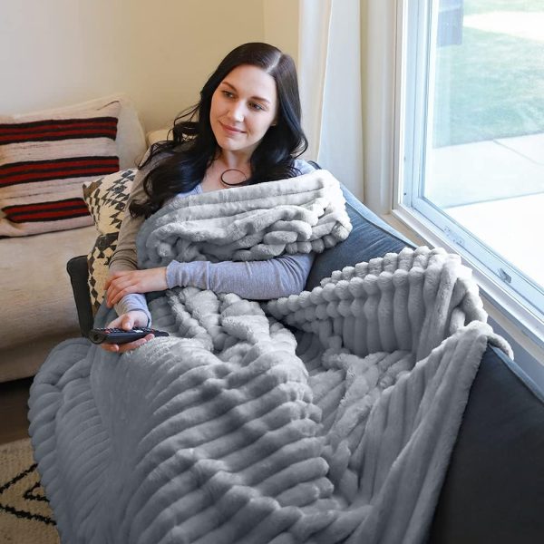 Catalonia Grey Fleece Throw Blanket for Couch, Super Soft Fuzzy Plush Blanket for Adults and Kids, All Seasons Lounging Velvet Blanket, Living Room Decor Blanket - Image 3